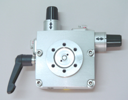 Fine-directional fixture for spec. clamp product photo