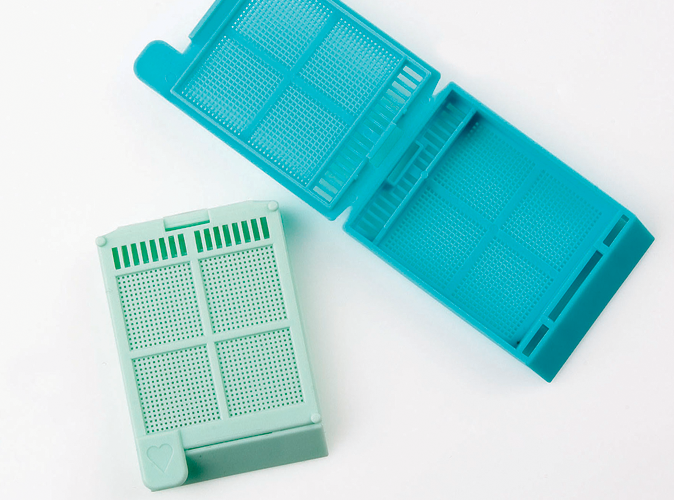 One-Piece Microbiopsy Cassette product photo Front View S